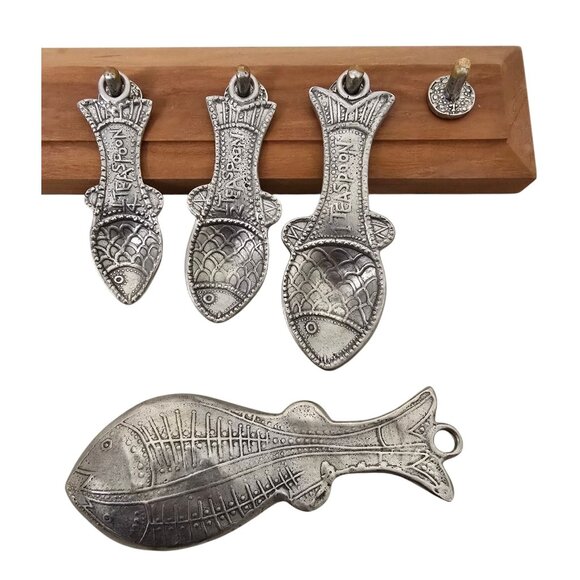 Fish-Shaped Pewter Measuring Spoons With Wooden Wall Holder - Picture 4 of 4